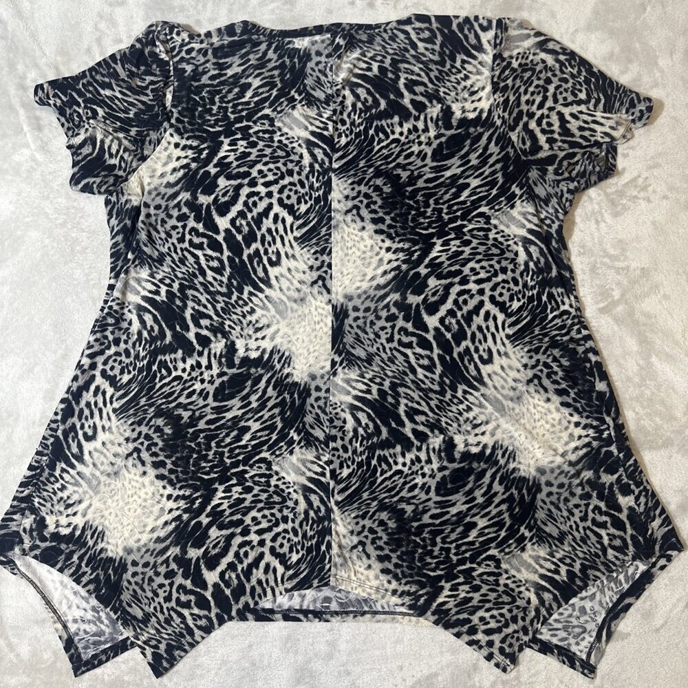 Women’s Cocomo Blouse Leopard Print Black Gray Plus 3X - Picture 11 of 13